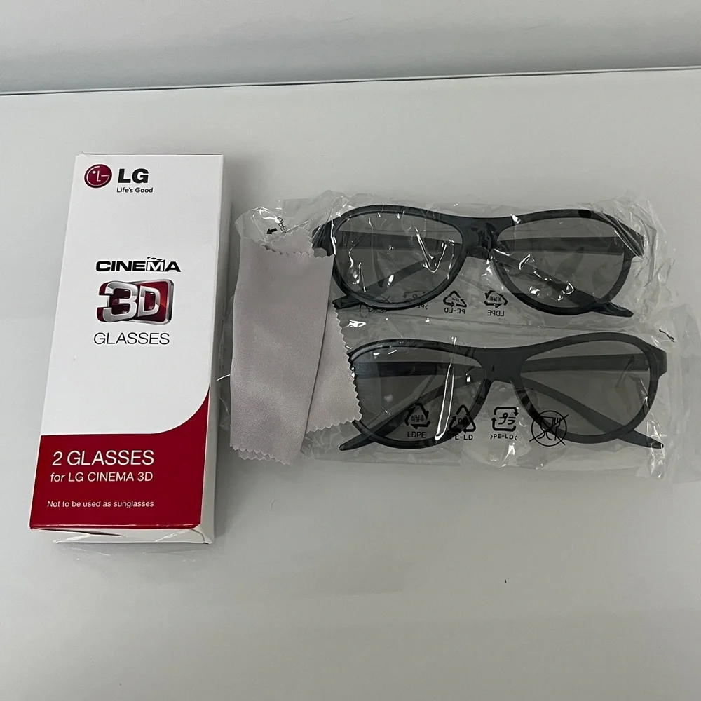 LG 3D Cinema Glasses Bundle NEW